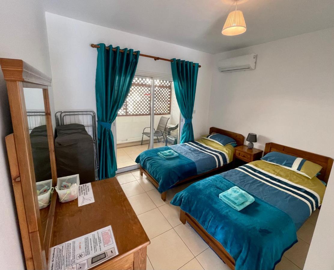 109 Queens Gardens, Paphos Leilighet Eksteriør bilde