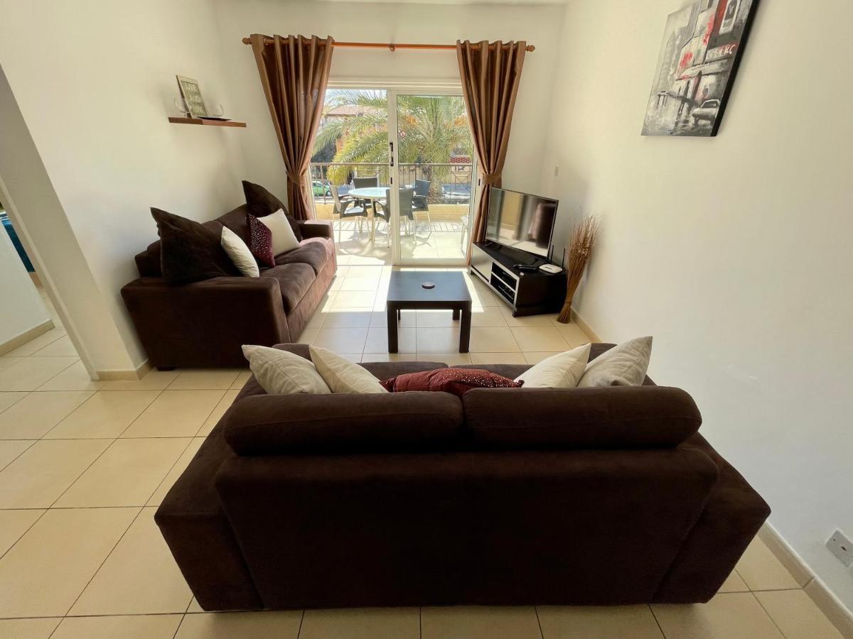 109 Queens Gardens, Paphos Leilighet Eksteriør bilde